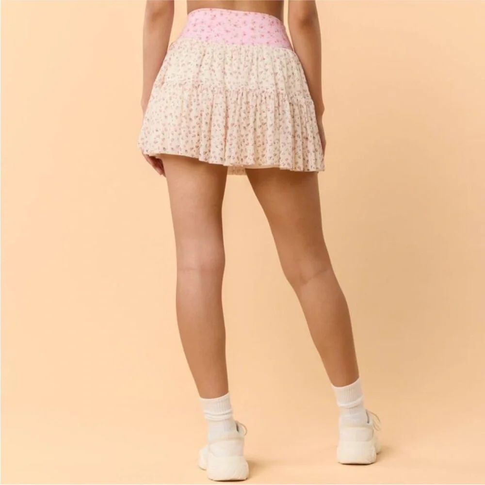 Blogilates - Women's Ballerina Skort - Pink Floral L Pink Floral - Picture 2 of 3